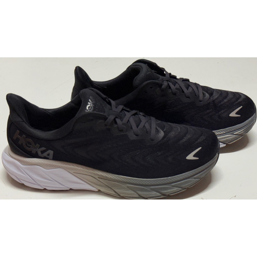 Hoka Arahi 6 Womens Running Shoes Black White 1123195 BWHT Size 12B